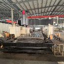 新定乔峰4028龙门，工作台2米4米，门宽2.8米，门高1.4.